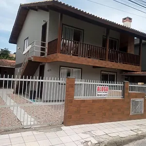 Casa de Férias Aluguel Casa, Bombinhas